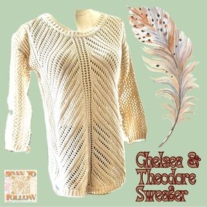 CHELSEA AND THEODORE CREW NECK SWEATER